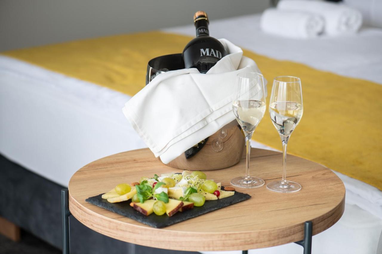 Botrytis Borhotel Мад Екстер'єр фото